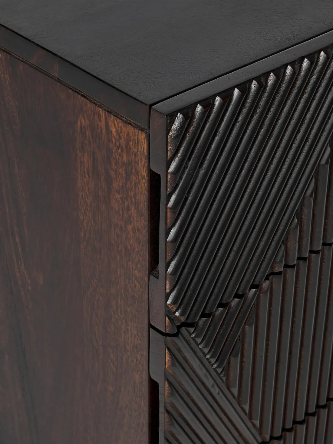 Cómoda de madera de mango Louis