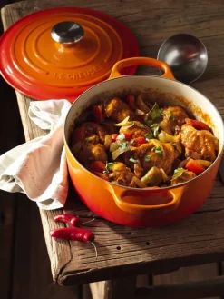 Cocotte redondo de hierro fundido Signature Collection