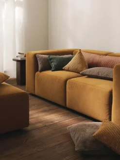 Cojín alargado de pana Kylen