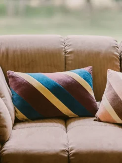 Cojín artesanal de algodón Speakeasy