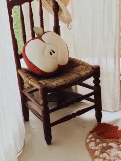 Cojín artesanal de algodón Apple