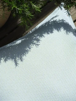 Cojín artesanal para exterior Wates