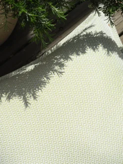 Cojín artesanal para exterior Wates