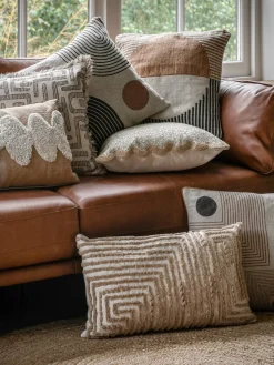 Cojín con borde festoneado Tabor