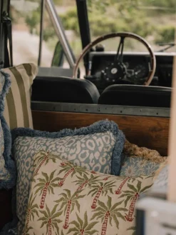 Cojín de exterior reversible artesanal Laura & Maya