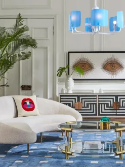 Cojín decorativo artesanal de lana con motivo de labios Full Dose