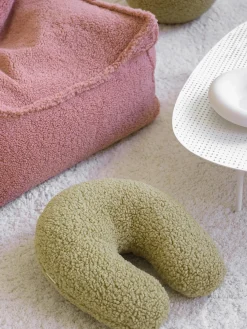 Cojín en U de borreguillo Arch