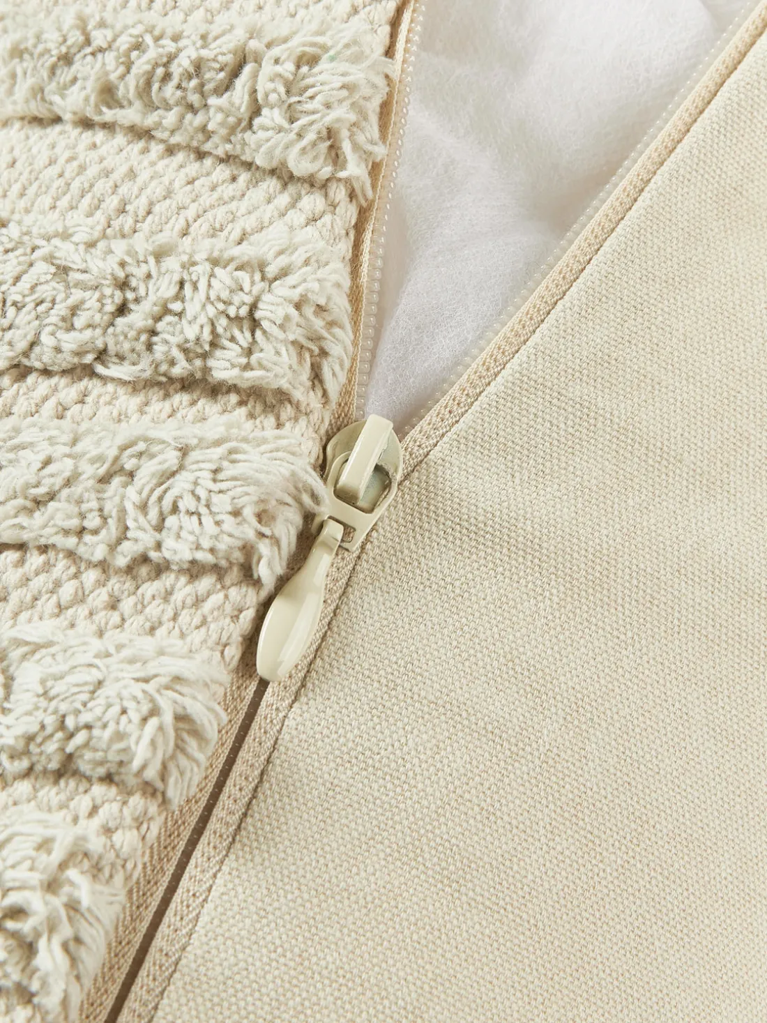 Cojín grande con flecos Bell