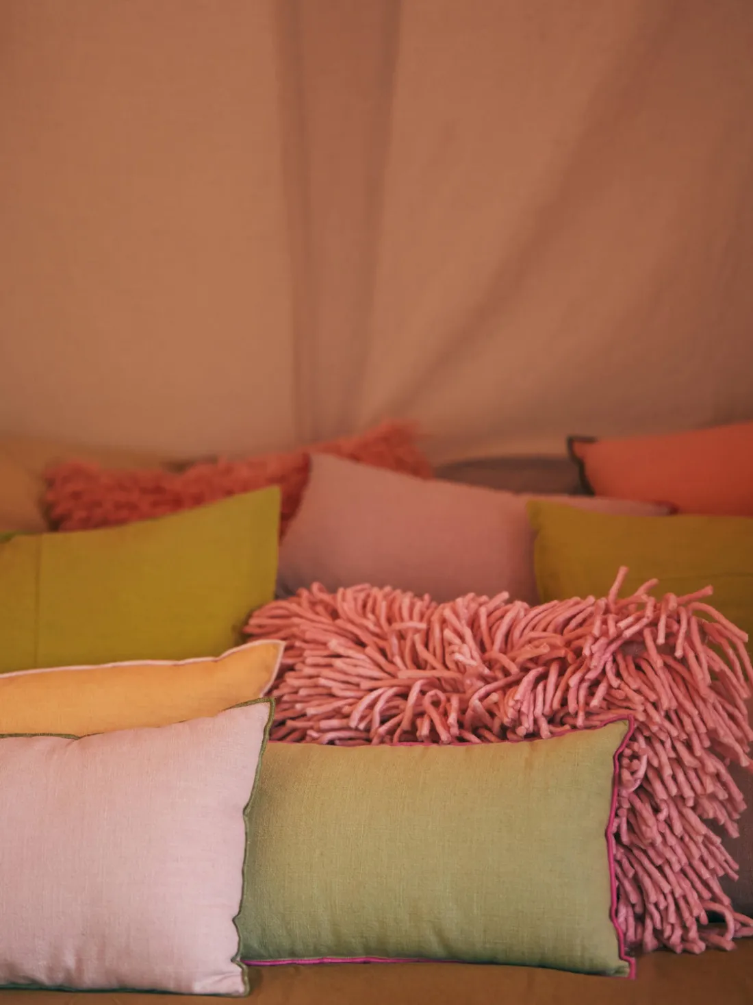 Cojín mullido artesanal Rugged