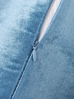 Cojín rulo co flecos Nikita