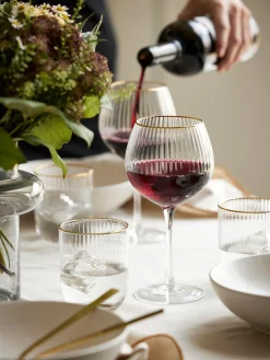 Copas de vino sopladas con relieve en forma esférica Palermo, 4 uds.