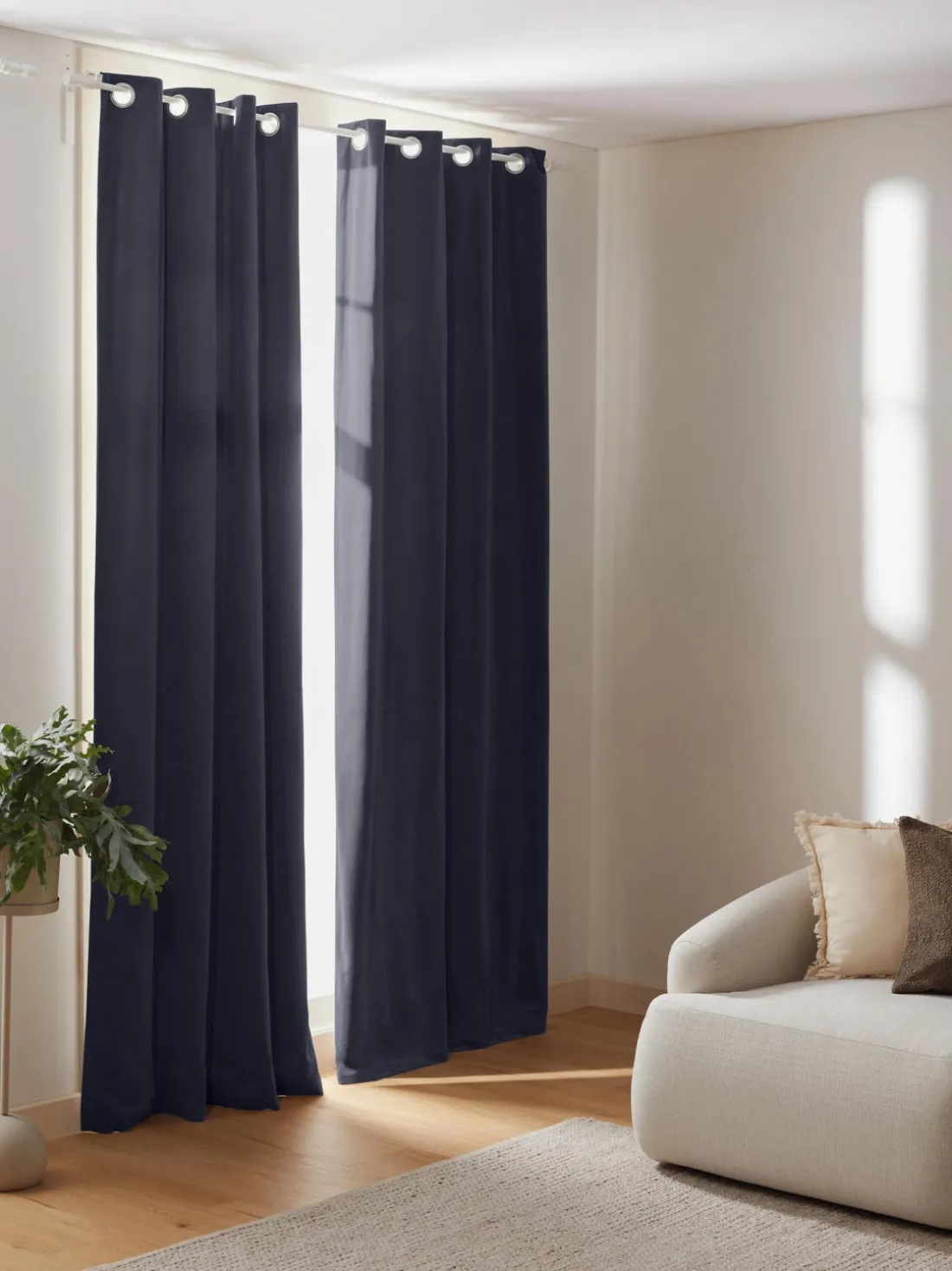 Cortinas oscurecedoras de terciopelo con ojales Rush, 2 uds.