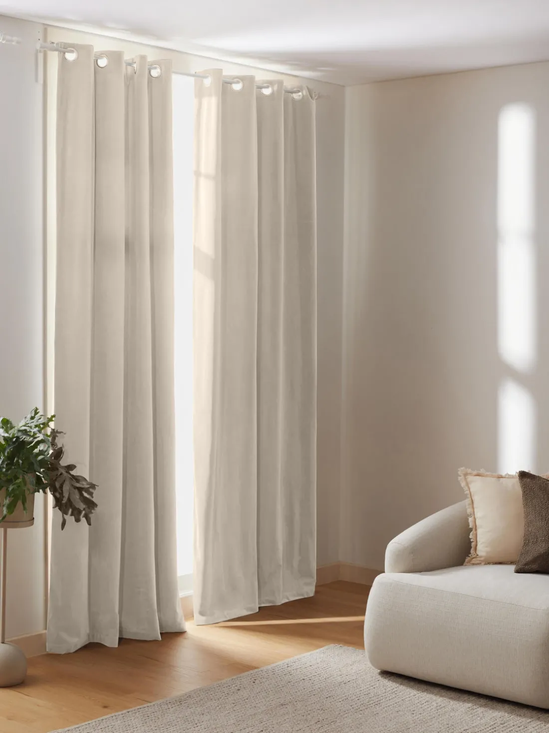 Cortinas oscurecedoras de terciopelo con ojales Rush, 2 uds.
