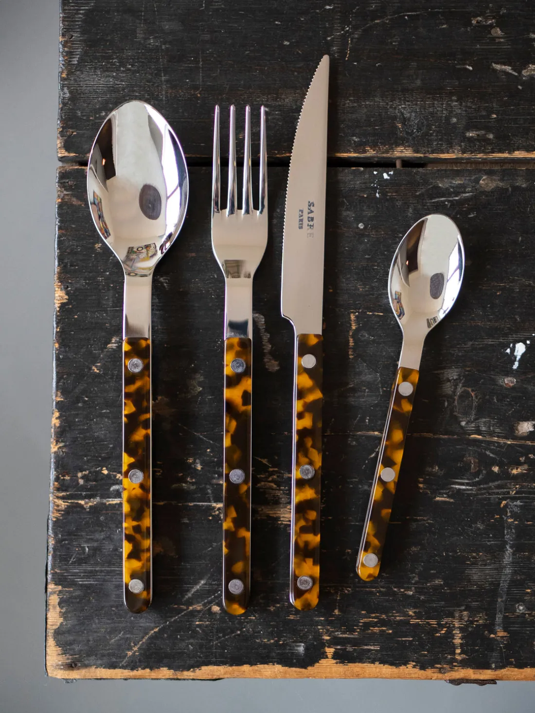 Cubertería de acero inoxidable Bistrot, tamaños diferentes