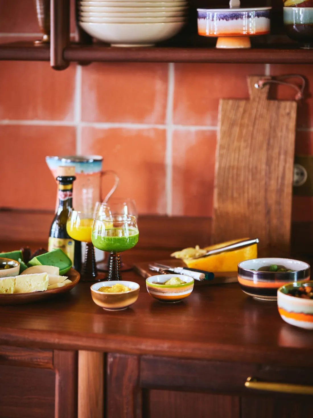 Cuencos pequeños pintados a mano 70's, 4 uds.