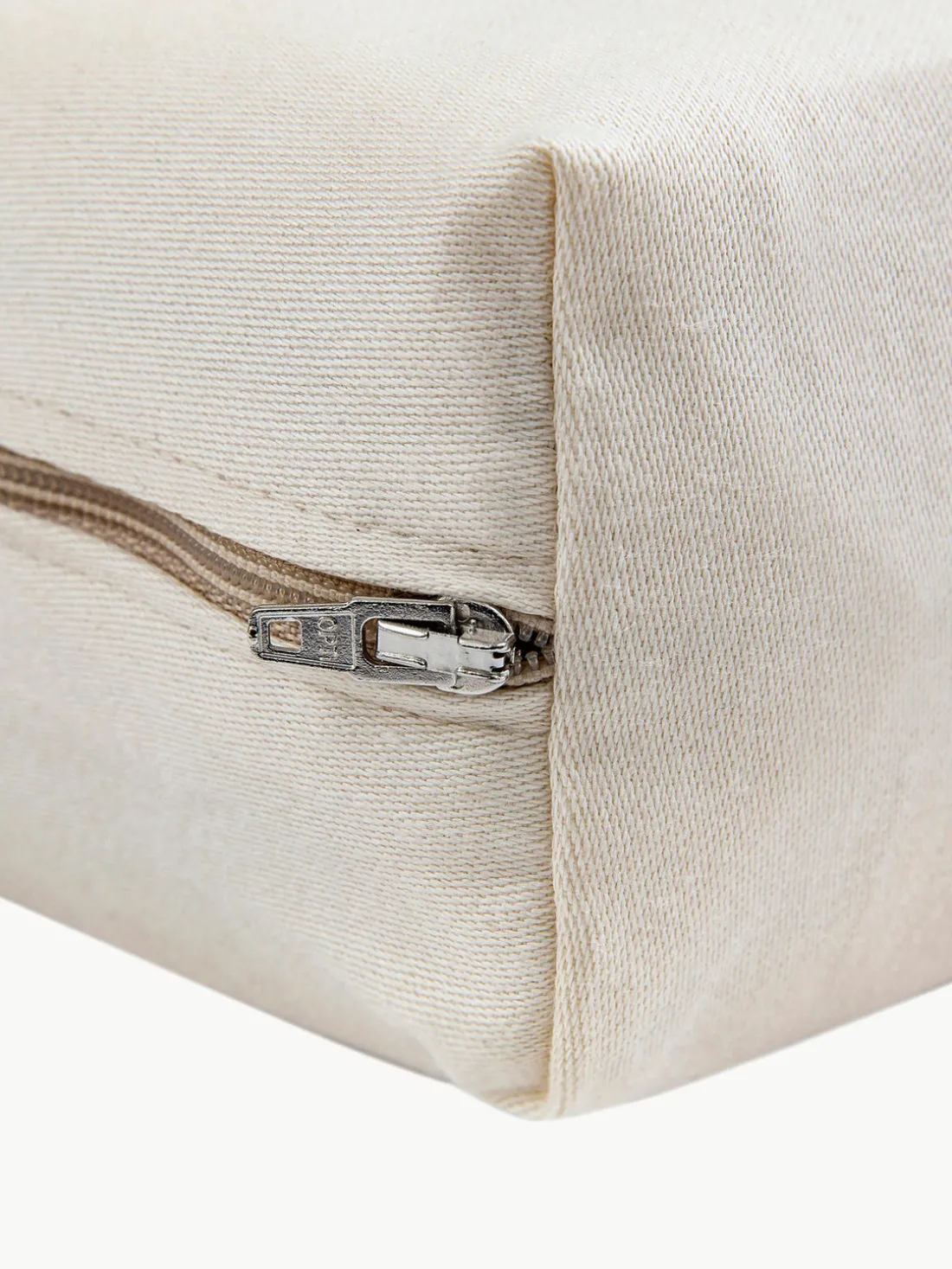 Cuna artesanal de ratán Paul