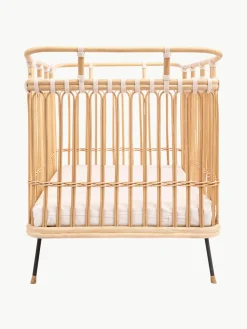 Cuna artesanal de ratán Paul