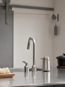 Dosificador de jabón Vipp9