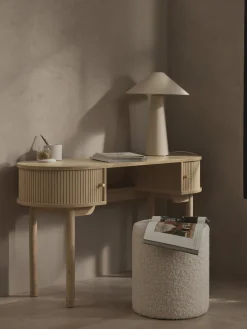 Escritorio con frente acanalado Calary