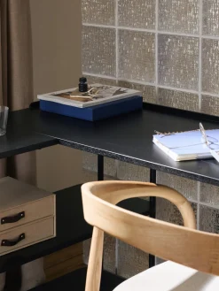 Escritorio esquinero de madera de fresno Renee