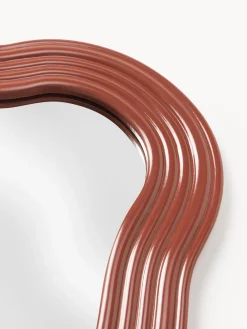 Espejo de pared con marco ondulado Cosimo