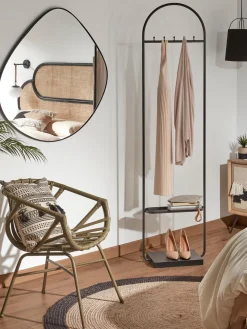 Espejo de pared de forma orgánica Anera