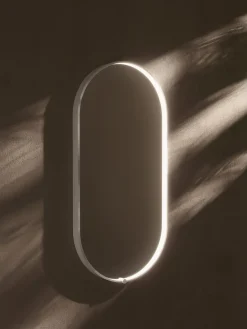 Espejo de pared ovalado con iluminación LED Avior