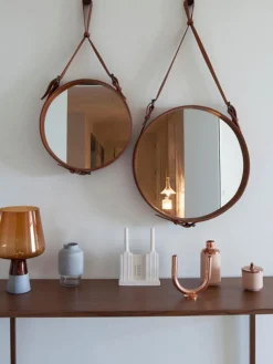 Espejo de pared redondo Adnet, tamaños diferentes