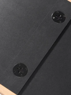 Espejo ovalado de pie con marco de roble Avery