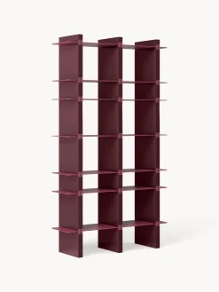 Estantería alta con elementos de metal Rami