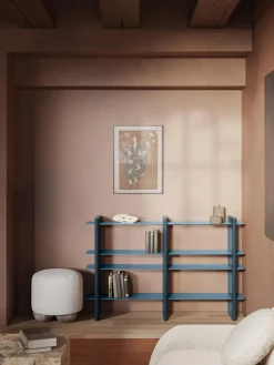 Estantería con elementos de metal Rami