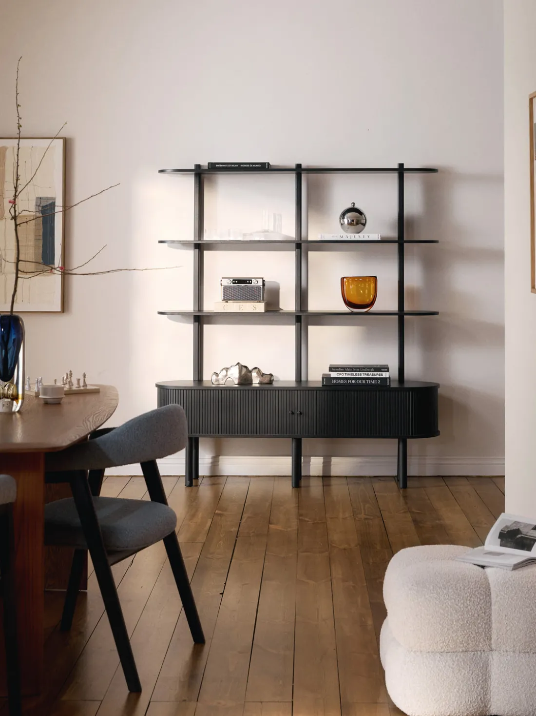 Estantería con frente acanalado Calary