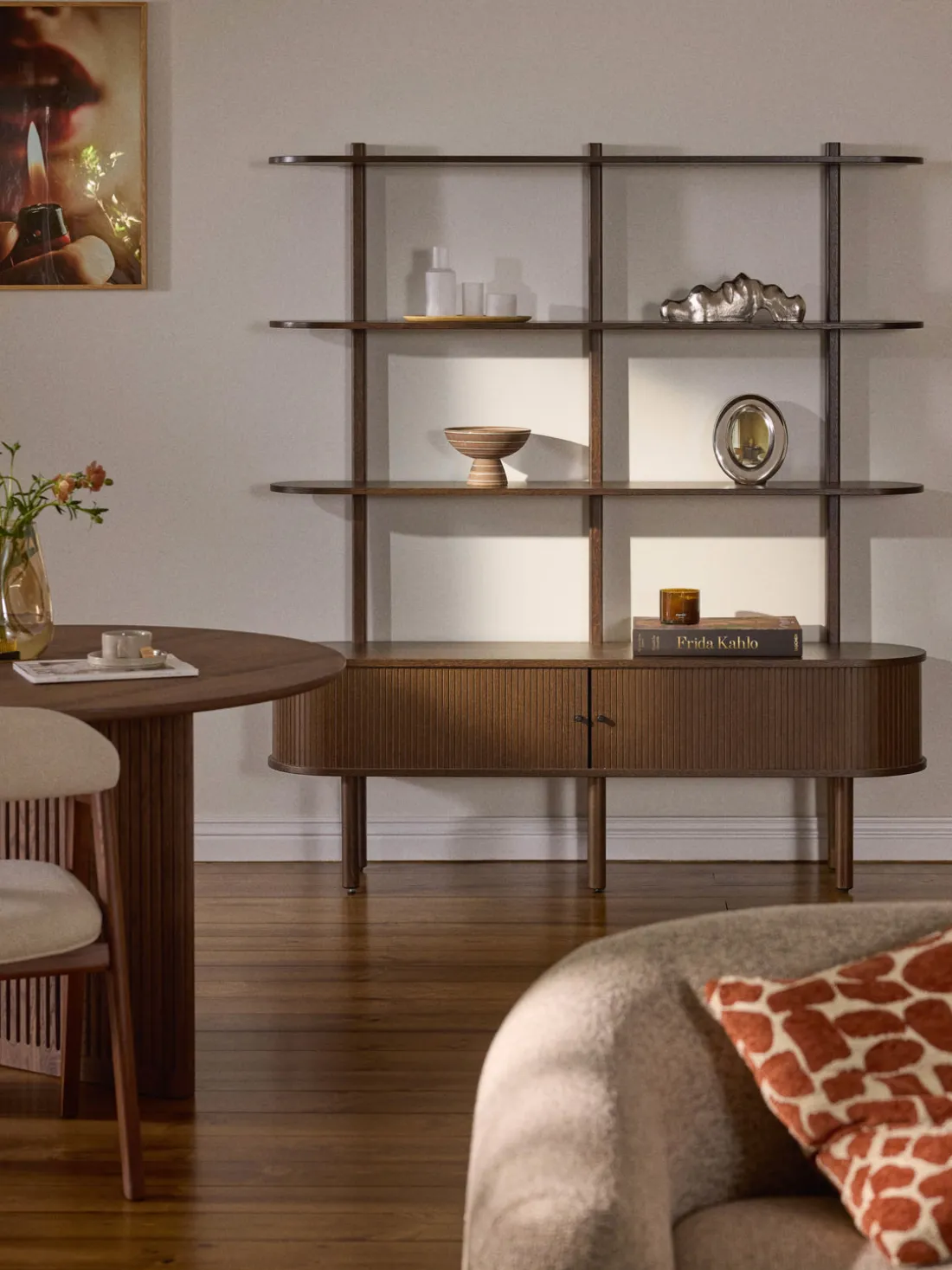 Estantería con frente acanalado Calary