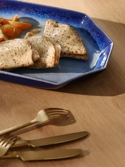 Fuente artesanal con esmalte reactivo Vinci