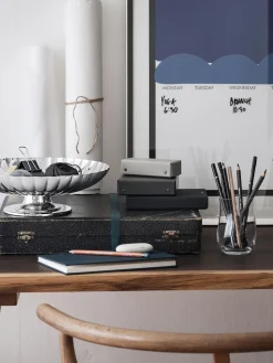 Fuente de acero inoxidable con relieves Bernadotte