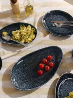 Fuentes de servir artesanales en forma orgánica Macey, 2 uds.