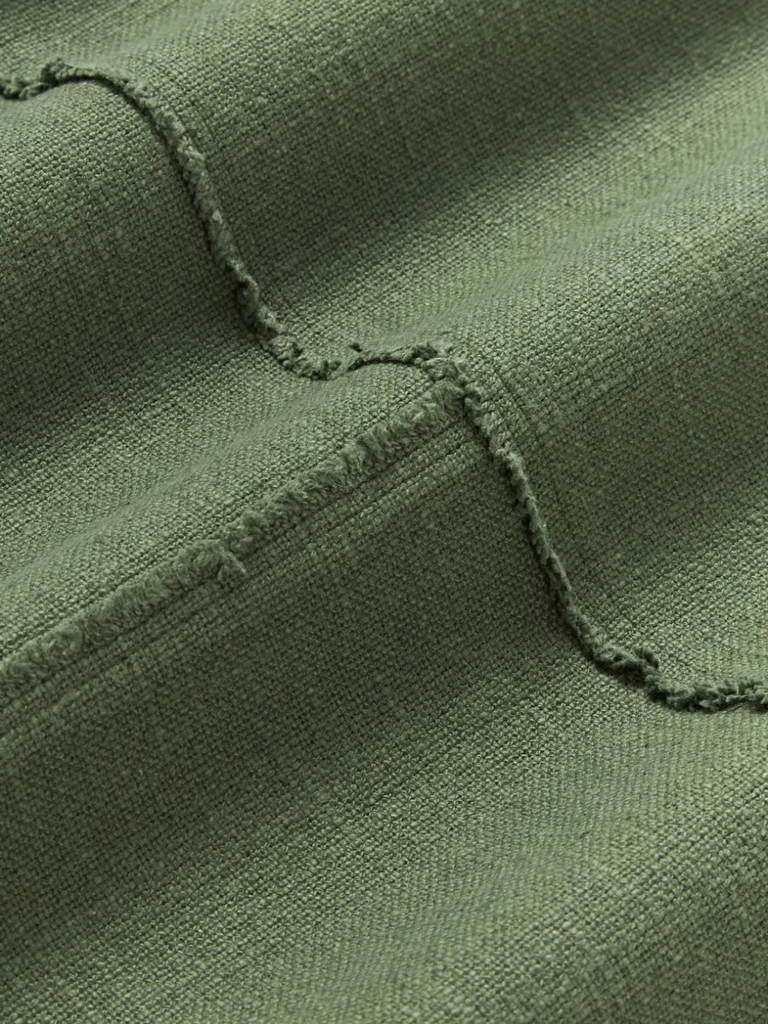 Funda de cojín artesanal con costura decorativa Terre