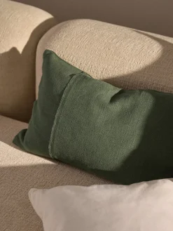 Funda de cojín artesanal con costura decorativa Terre