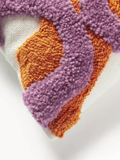 Funda de cojín artesanal con tejido capitoné Jiri