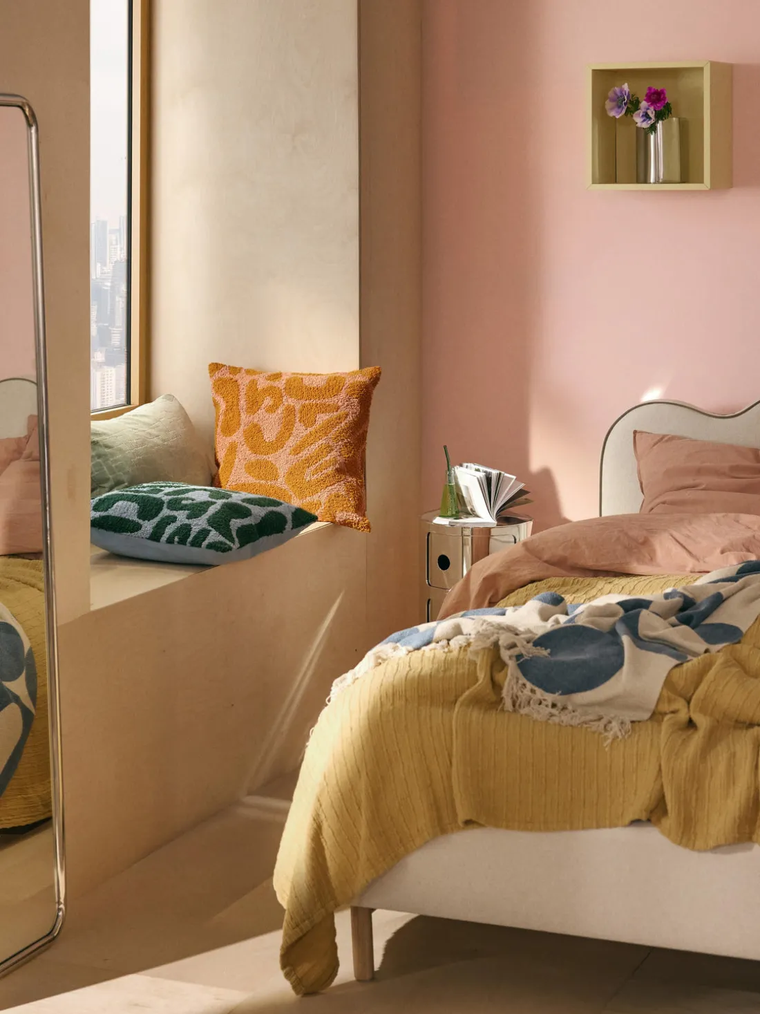 Funda de cojín artesanal con mechones en bucle Soma