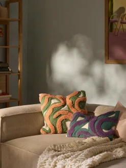 Funda de cojín artesanal con tejido capitoné Jiri