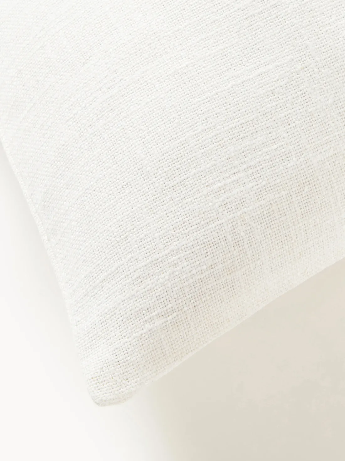 Funda de cojín artesanal de algodón con costuras decorativas Terre