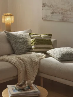 Funda de cojín artesanal de punto grueso Adyna