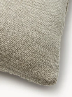 Funda de cojín artesanal de punto grueso Adyna