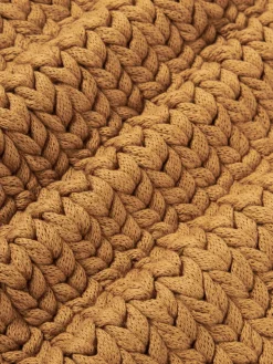 Funda de cojín artesanal de punto grueso Adyna