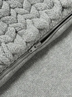 Funda de cojín artesanal de punto grueso Adyna