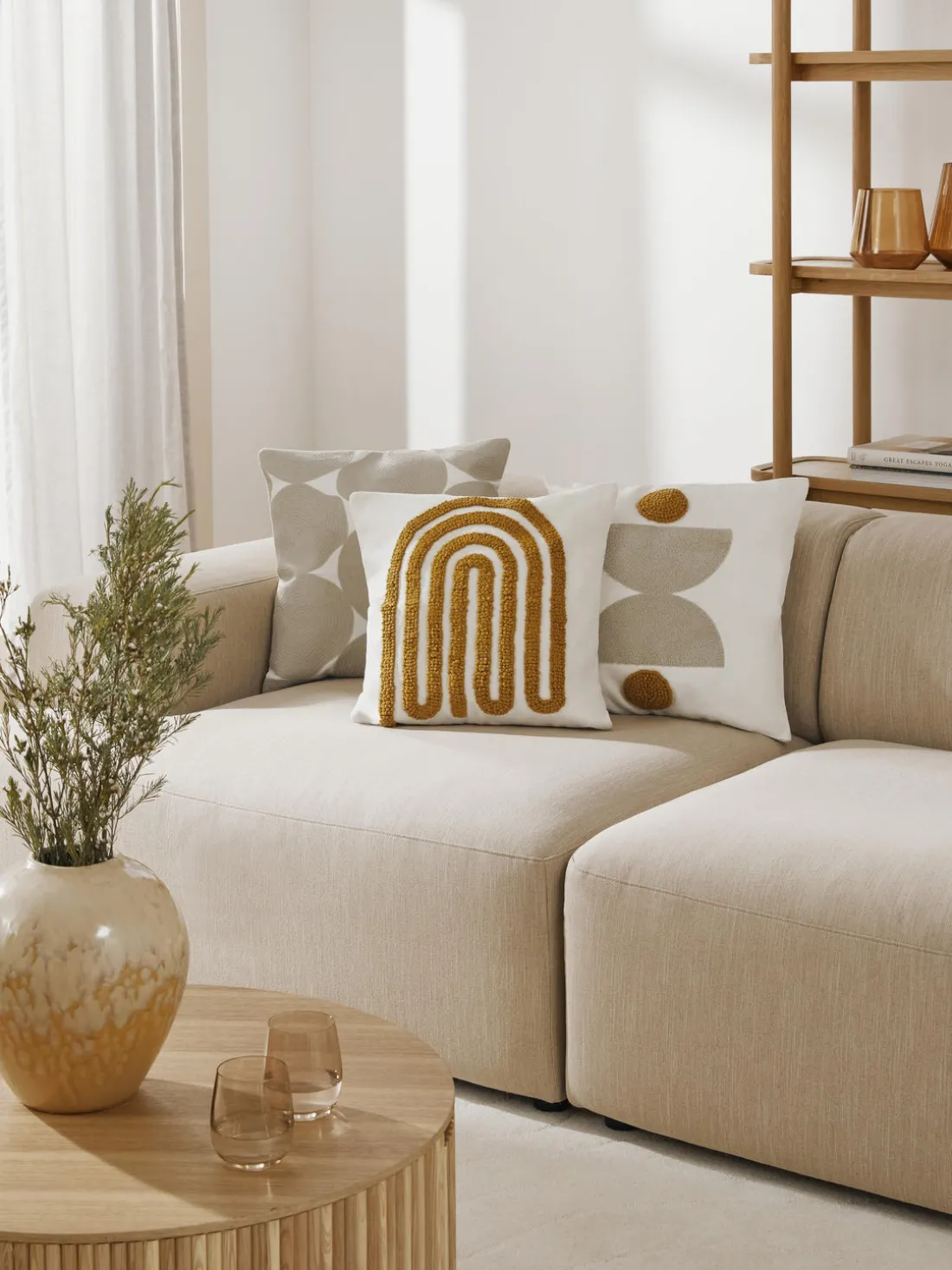 Funda de cojín bordada de algodón texturizada Vahid