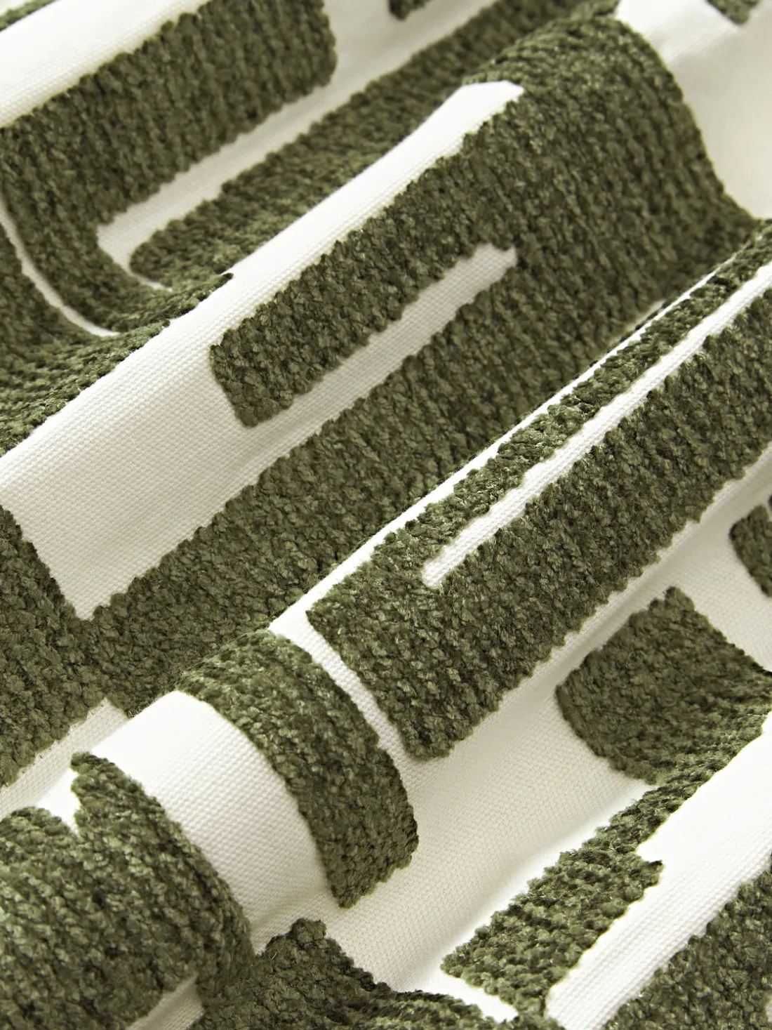 Funda de cojín bordada de chenilla Fran