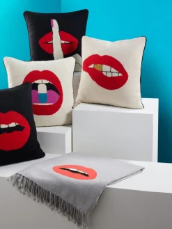 Funda de cojín de lana Lips Bitten