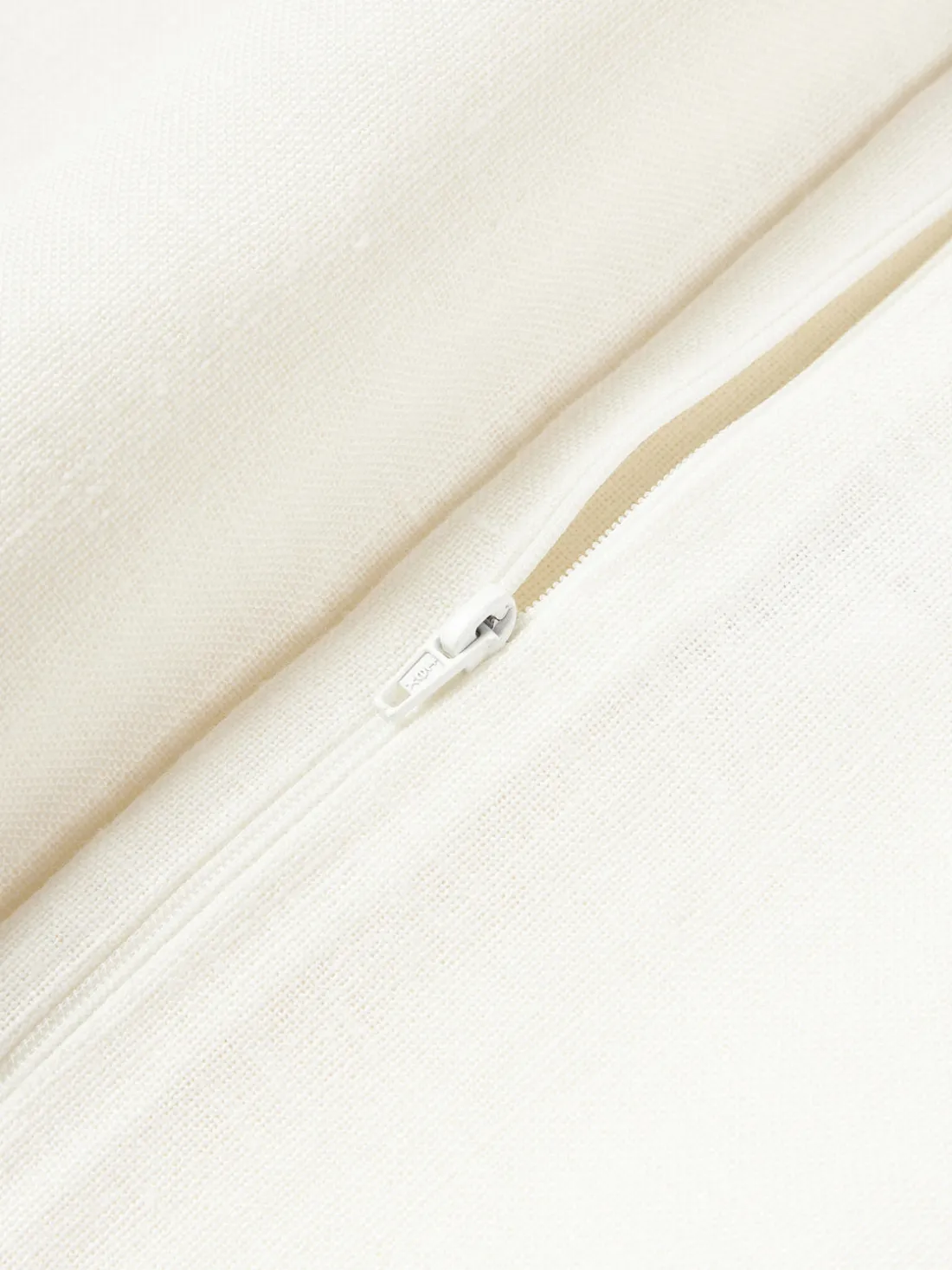 Funda de cojín de lino con flecos Luana